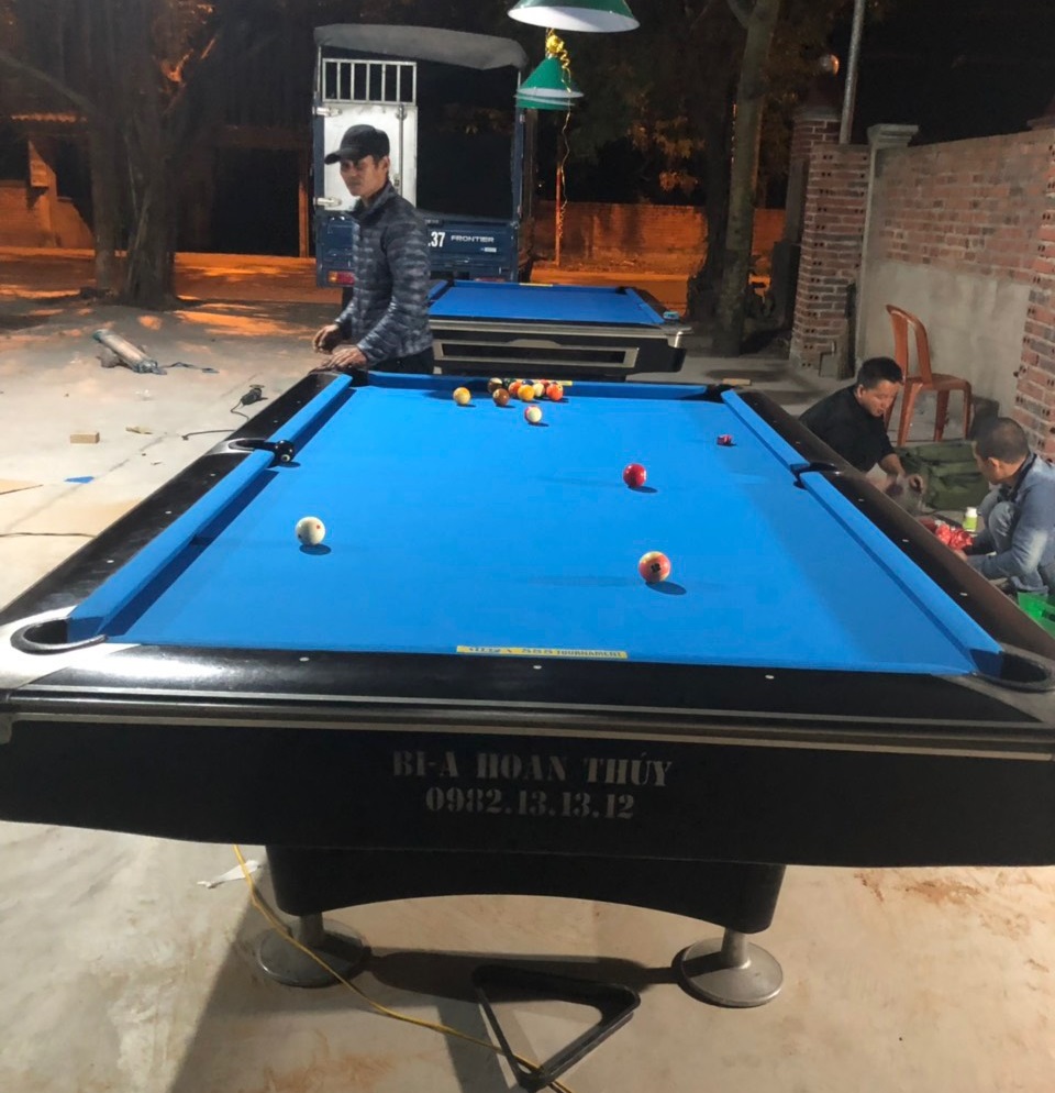 Billiards Hoàn Thúy lắp đặt 2 bàn 9019 nhập lướt tại Đông Triều, Quảng Ninh