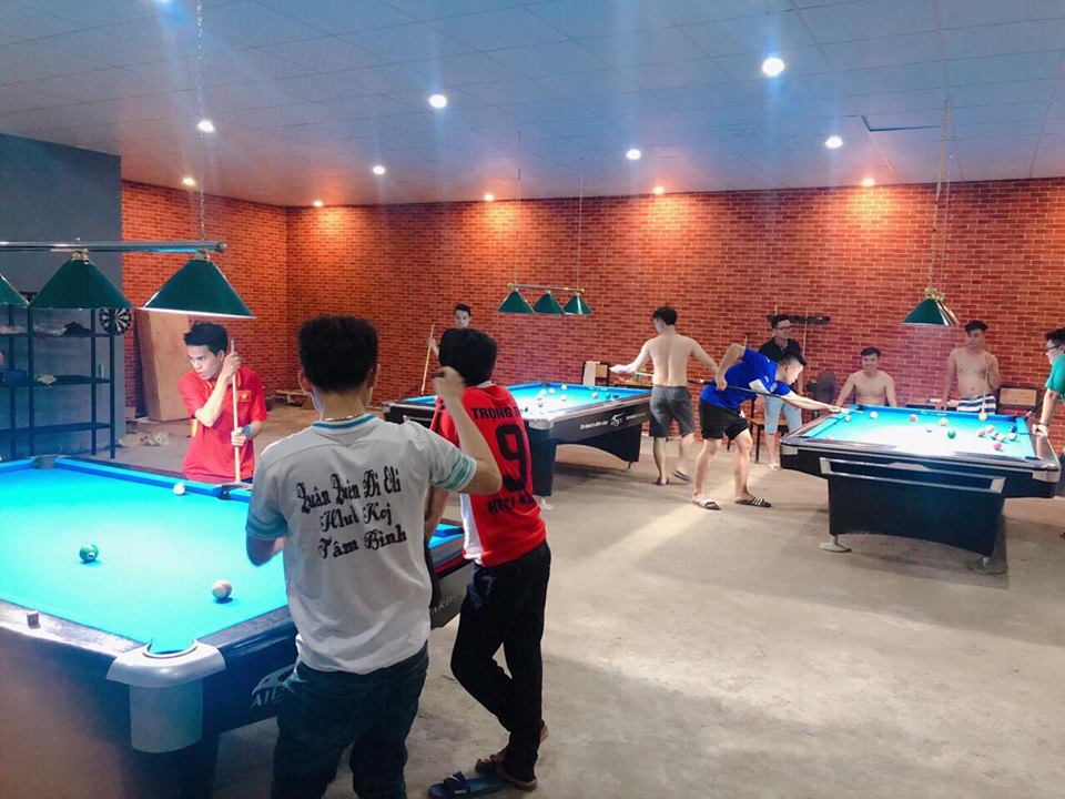 Billiards Hoàn Thúy lắp 3 bàn 9019 Aileex tại Quảng Ninh