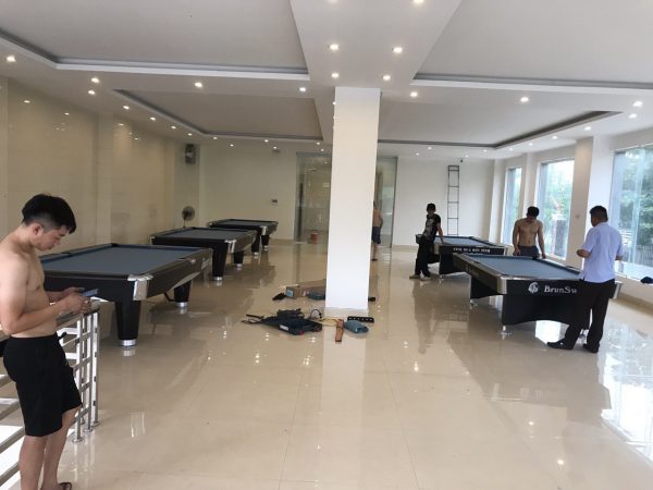 Billiards Hoàn Thúy lắp đặt 3 bàn 9017 liên doanh Taiwan và 2 bàn 9018 Việt Nam tại Yên Thành, Nghệ An