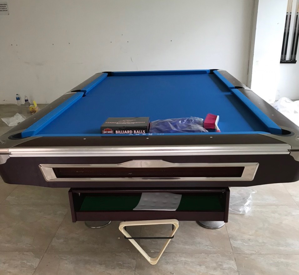 Billiards Hoàn Thúy lắp đặt bàn 9019 brunwick nhập tại Quốc Tử Giám, Hà Nội