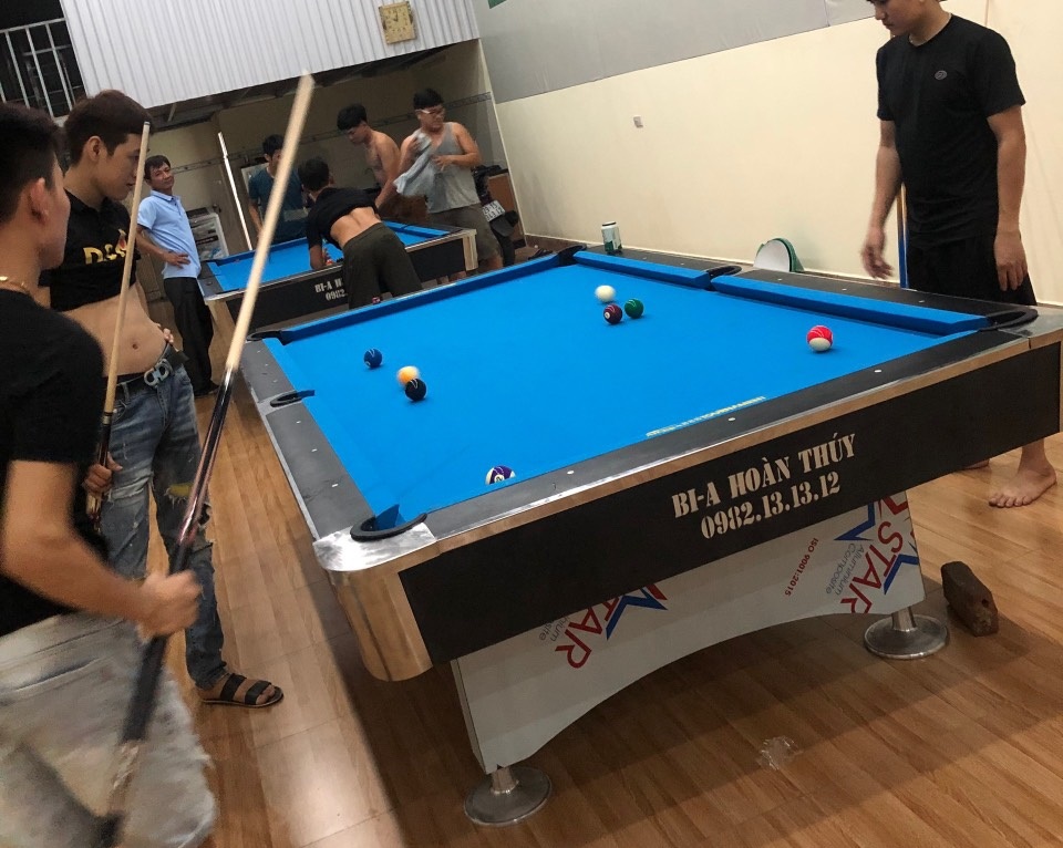 Billiards Hoàn Thúy lắp đặt 2 bàn 9018 tại Thuỵ Dương, Thái Thuỵ, Thái Bình